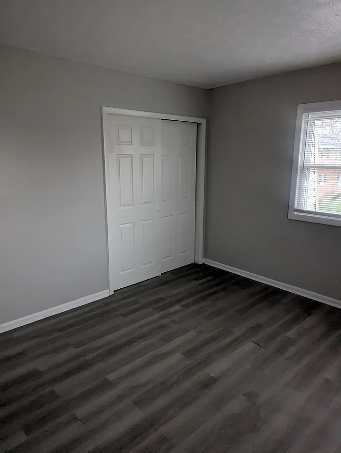 2 bed, 1.0 bath, 750 sqft, $1,000 — Photo 2