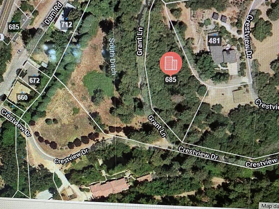 1st image of 685 Grant Ln #4