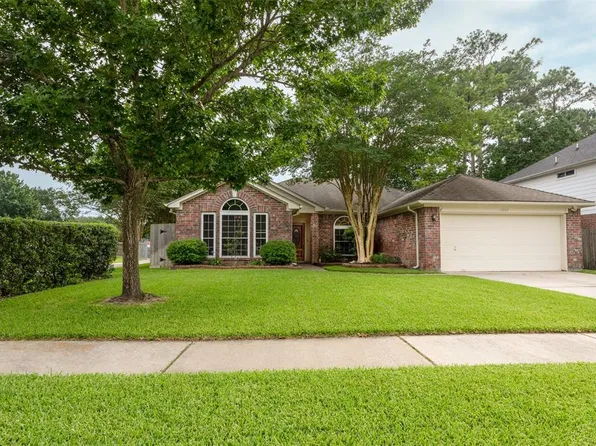 13927 Fairwood Springs Dr, Cypress, TX 77429