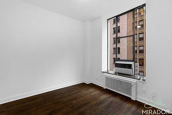 Rented by Mirador Real Estate | media 30