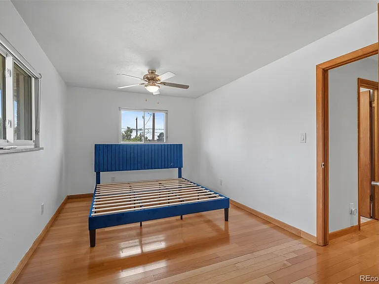 5701 W 49th Ave — Photo 20