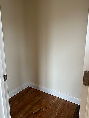 5th image of 188-09 Pineville Ln #2