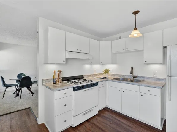 500 Glenwood Cir APT 224, Monterey, CA 93940