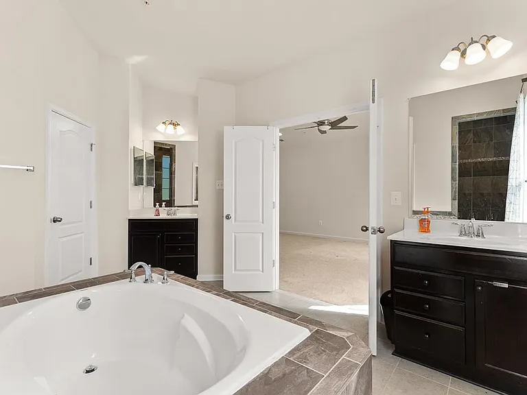9309 Blanchard Dr — Photo 29