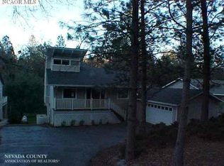 12891 Roadrunner Dr, Penn Valley, CA
