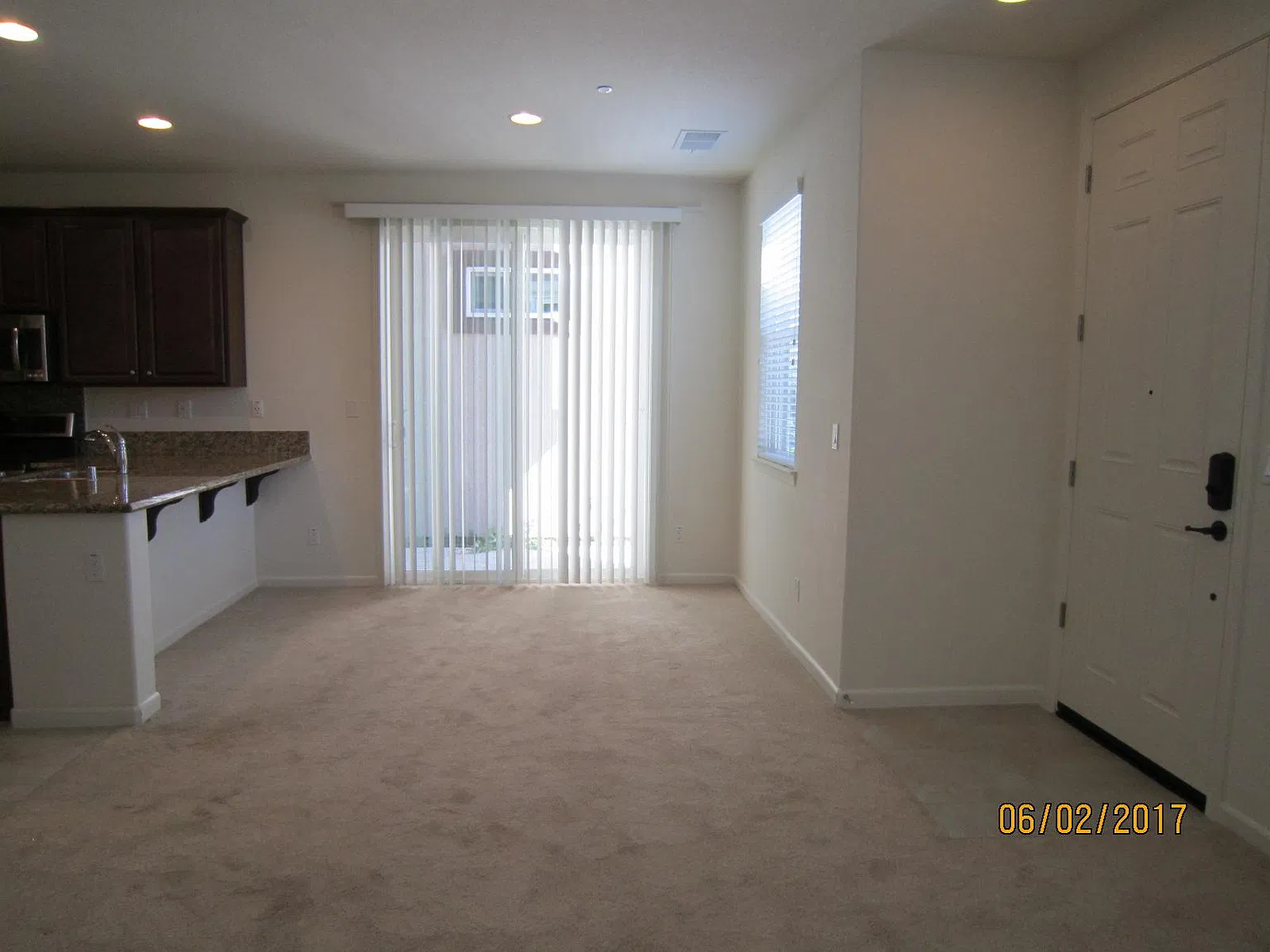 3 bed, 2.5 bath, 1210 sqft, $2,750 — Photo 4