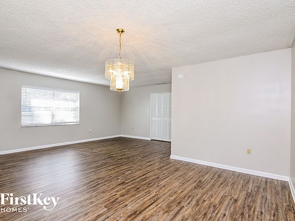 4th image of 4412 Hallam Hill Ln
