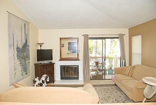 3rd image of 9312 Twin Trails Dr Unit 201