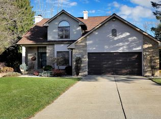 13967 Adeline Dr, Lansing, MI 48906