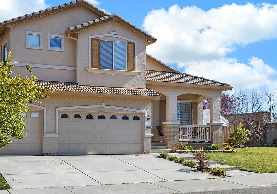 1st image of 1039 Elk Hills Dr