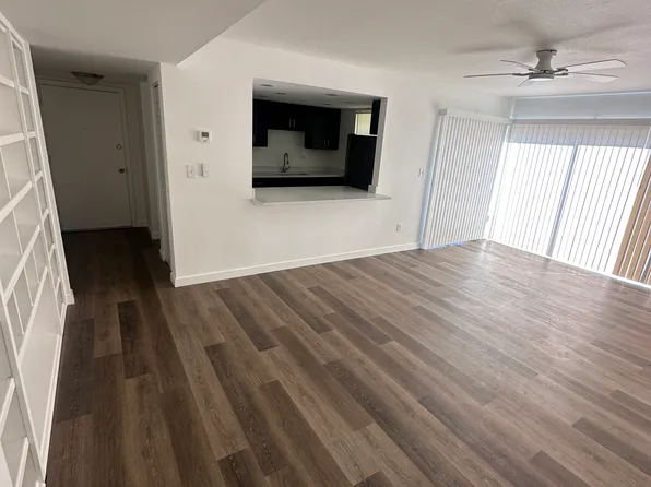 855 N Village Dr N APT 101, Saint Petersburg, FL 33716