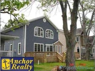 160 Lane 195 Crooked Lk, Angola, IN 46703