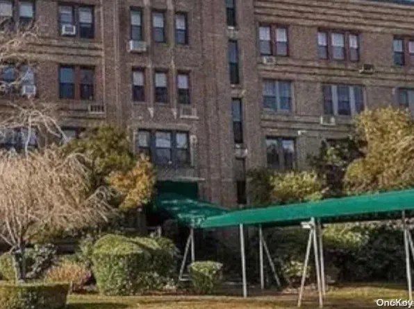 29 Woodmere Boulevard #1a, Woodmere, NY 11598