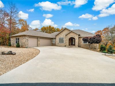 1 Pamona Cir, Bella Vista, AR, 72715