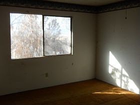 5th image of 710-365 Tamarack St