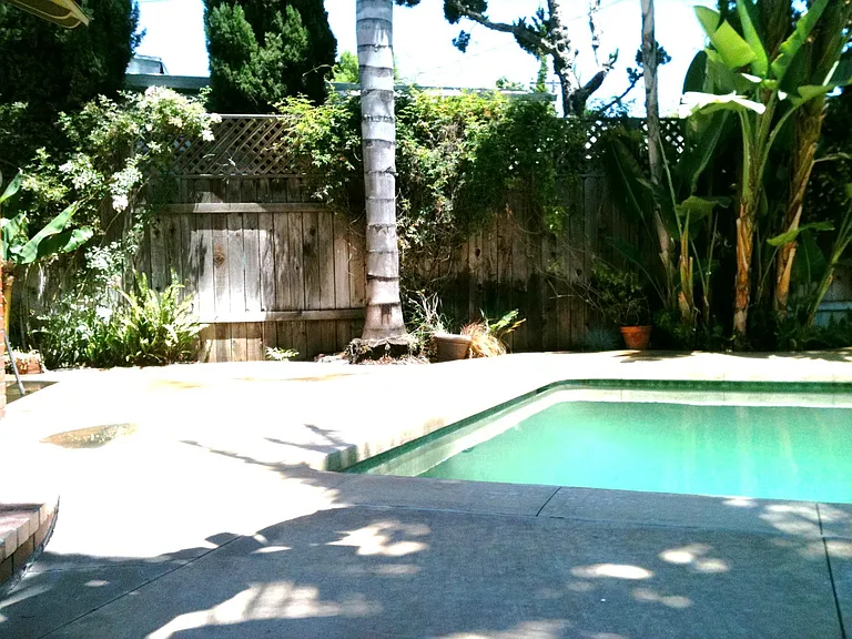 1224 E Commonwealth Ave — Photo 12