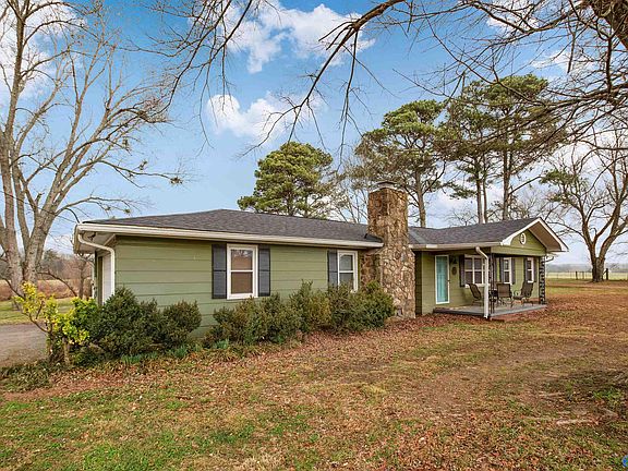 3rd image of 935 Blessing Rd