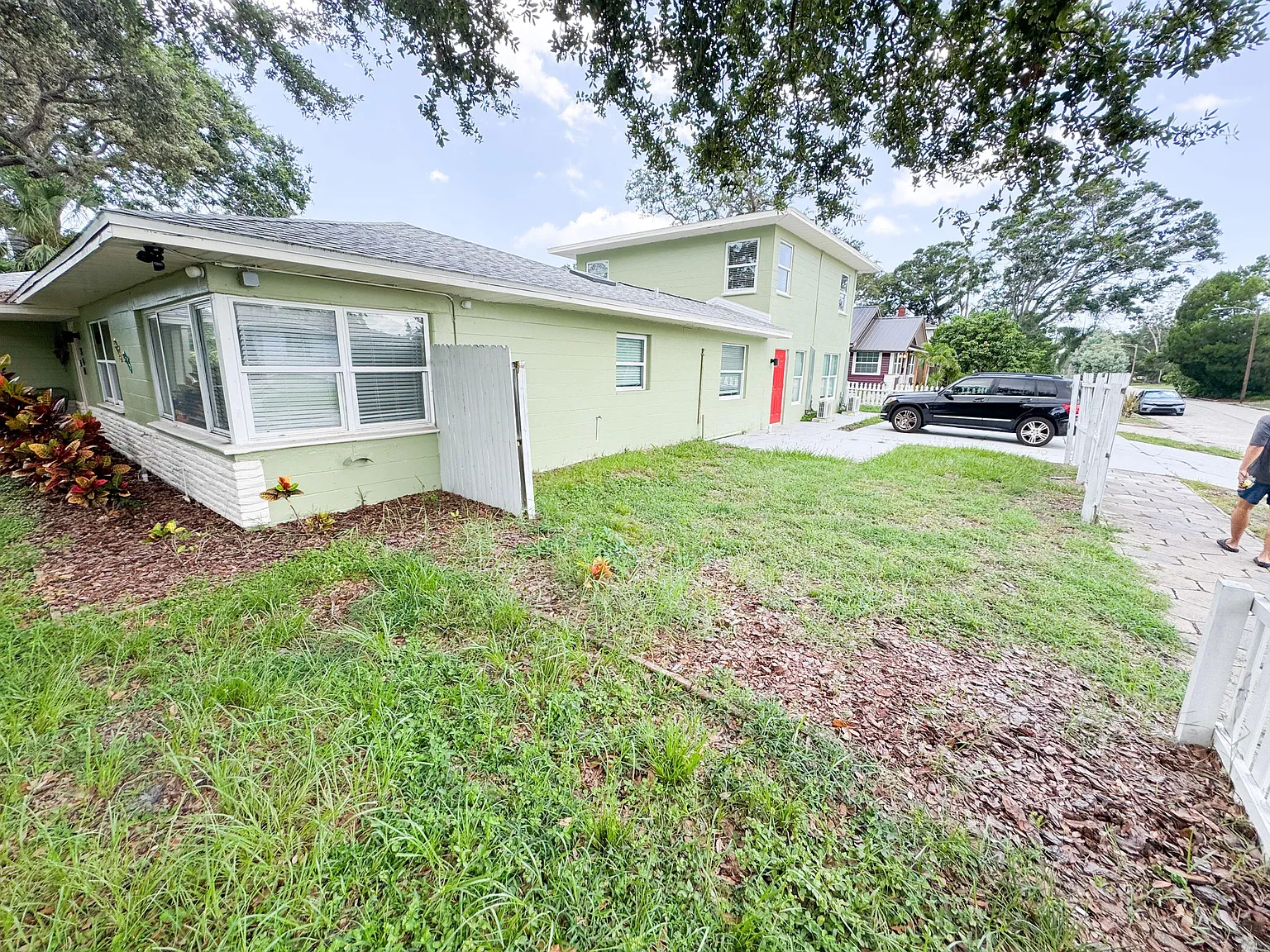 3 bed, 1.0 bath, 600 sqft, $905 — Photo 4