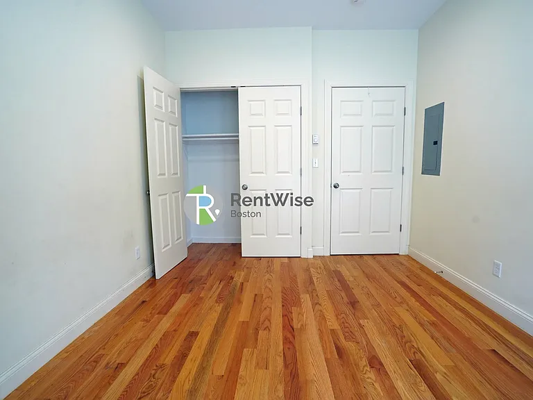 377 Harvard St #2 — Photo 14
