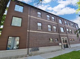 3701 W Diversey Ave #1F, Chicago, IL 60647