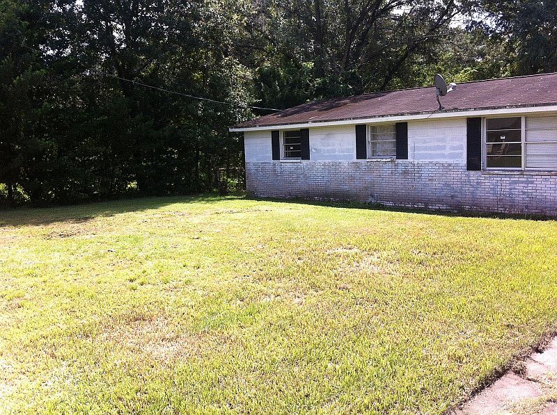 2nd image of 107 Craft Rd