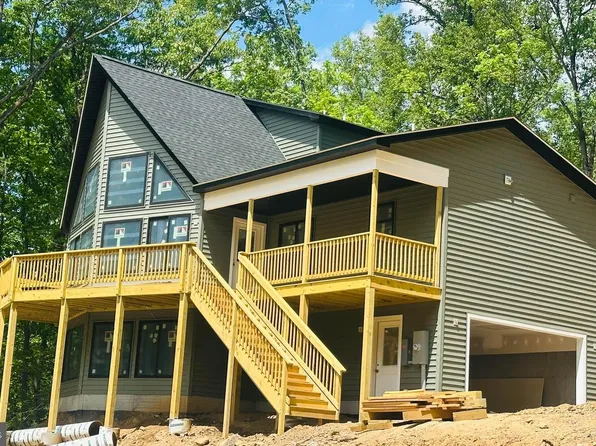 240 Ehlers Dr, Front Royal, VA 22630
