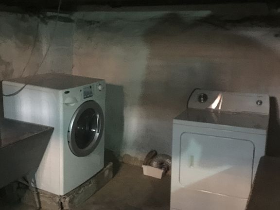 4th image of 1028 Wolf St #1
