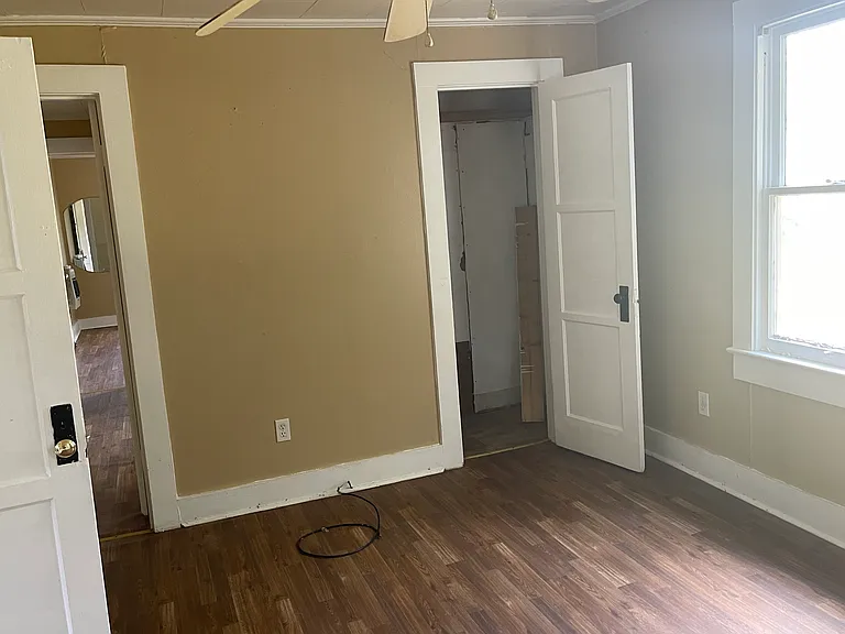 103 Ike B St — Photo 11