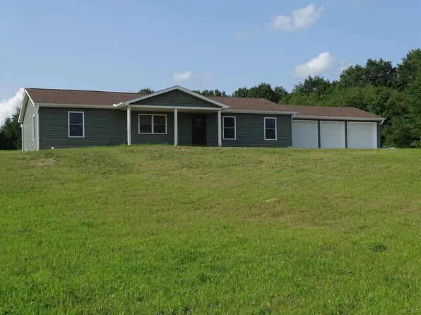 4820 Spotts Rd, Osseo, MI 49266