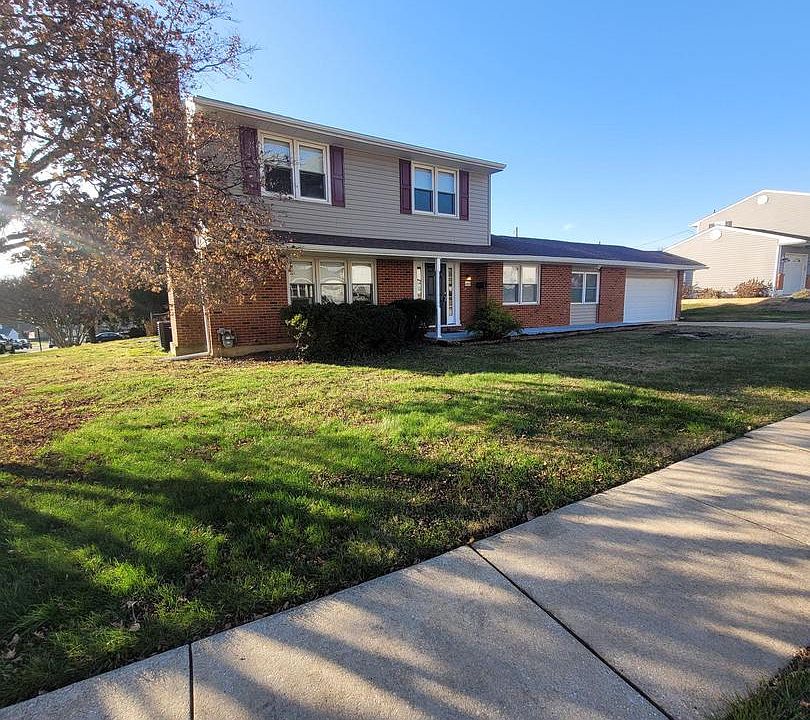 1st image of 2805 Herbert Dr
