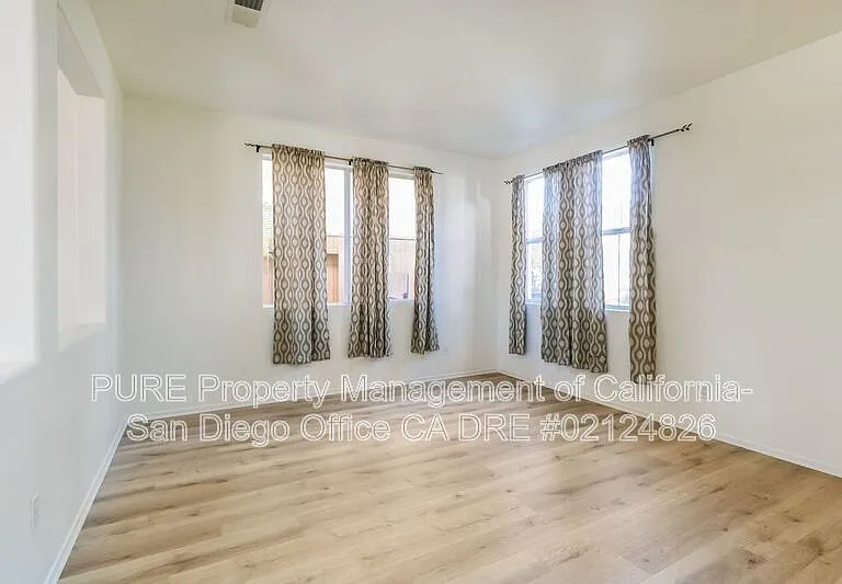 535 Island Breeze Ln — Photo 3