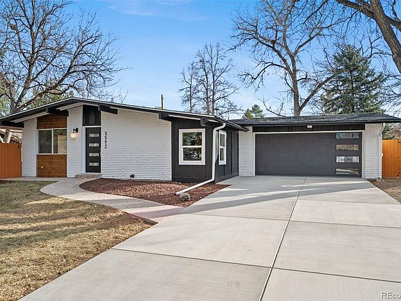 4th image of 5592 Bowron Place