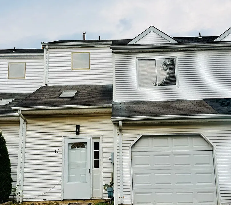 11 Saffron Dr