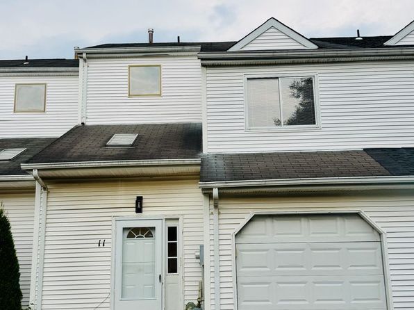 11 Saffron Dr