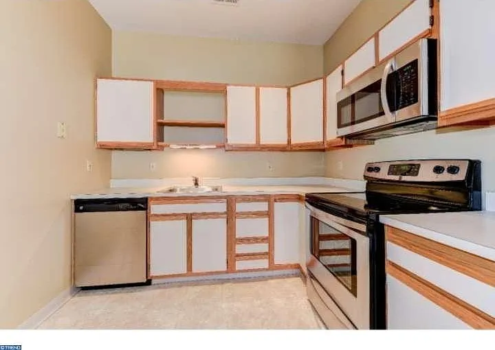 3304 Hemmingway Dr #3304 — Photo 8