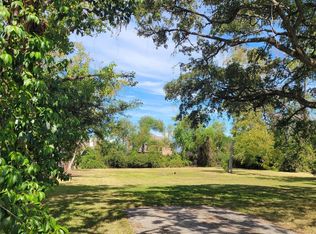 1018 E Meyer Rd, Seabrook, TX 77586