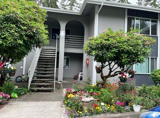 17104 NE 45th St APT 1, Redmond, WA 98052