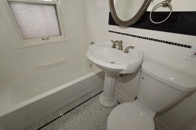 1668 N Van Buren St — Photo 19