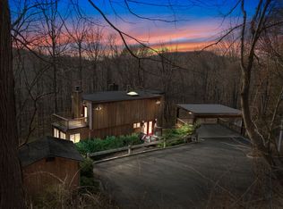 168 Park View Rd N, Pound Ridge, NY 10576