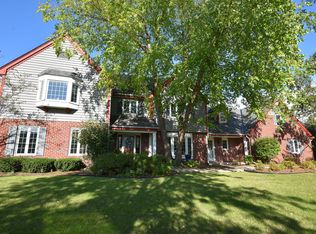 10515 N Gazebo Hill Pkwy W, Mequon, WI 53092