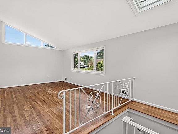 5th image of 4009 Gibbs St