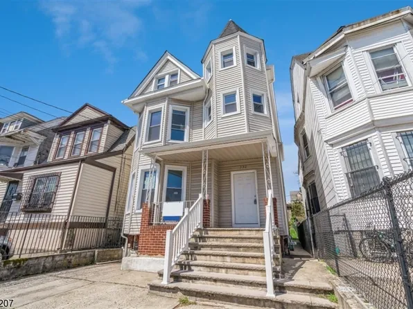 332 Woodside Ave, Newark City, NJ 07104