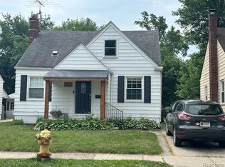 2413 Harvard Rd, Berkley, MI 48072