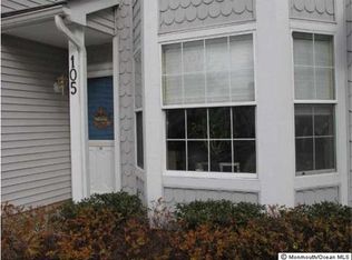 105 Poplar Pl, Freehold, NJ 07728