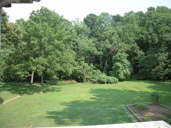 2nd image of 7007 Elizabeth Dr