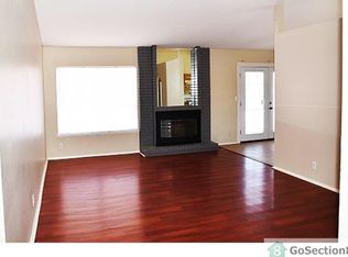6404 Starcrest Dr, Las Vegas, NV 89108