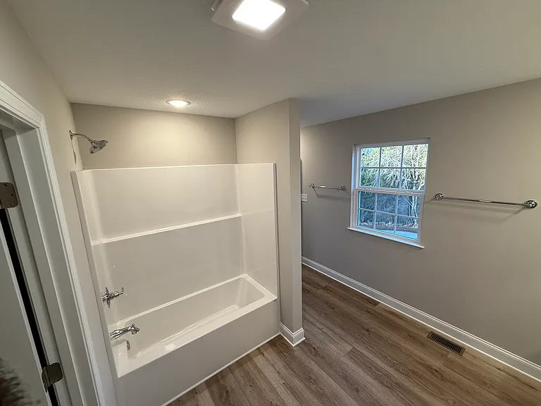 223 Lolly Ln — Photo 6