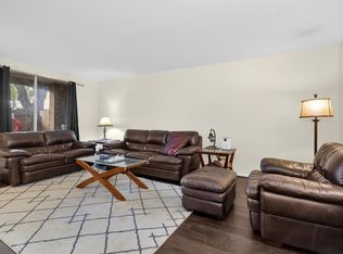 4637 Wild Indigo St #422, Houston, TX 77027