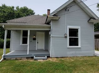 2209 N Travis Ave, Springfield, MO 65803