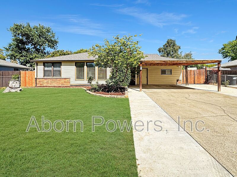 1st image of 2541 Butano Dr